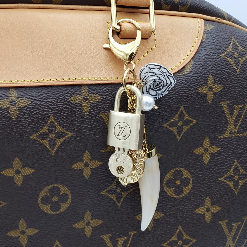 Authentic Louis Vuitton Padlock w/Unbranded Resin Horn Stainless Steel Keycharm